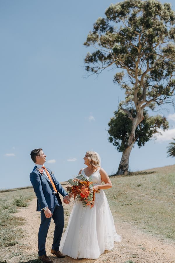 Longview Vineyard wedding, Ashleigh and Fraser, frame 014