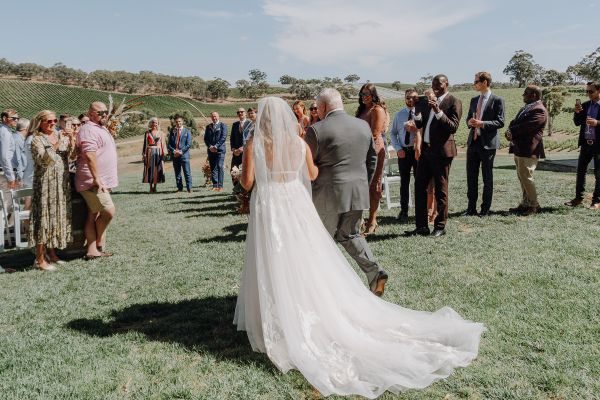 Longview Vineyard wedding, Ashleigh and Fraser, frame 038