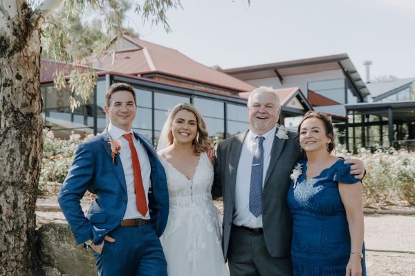 Longview Vineyard wedding, Ashleigh and Fraser, frame 053