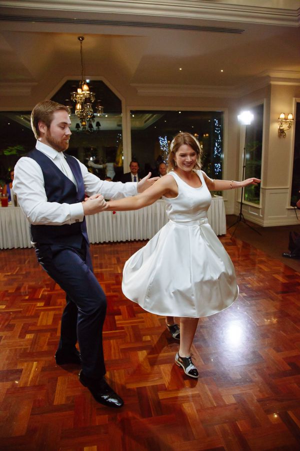 Lyrebird Falls wedding, Andrea and Steve, frame 410
