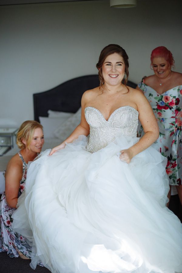 Lyrebird Falls wedding, the couple, frame 056