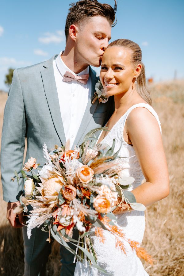 Sally and Luke's wedding day in Chintin, frame 023