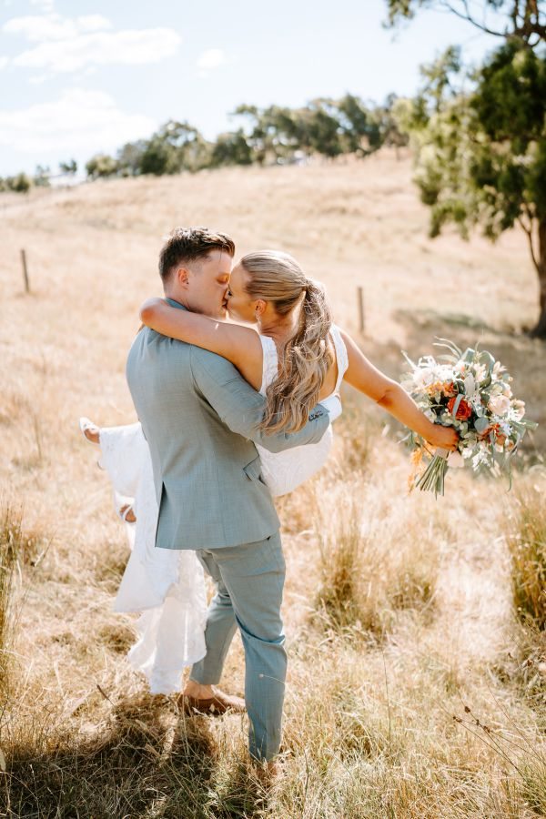 Sally and Luke's wedding day in Chintin, frame 031