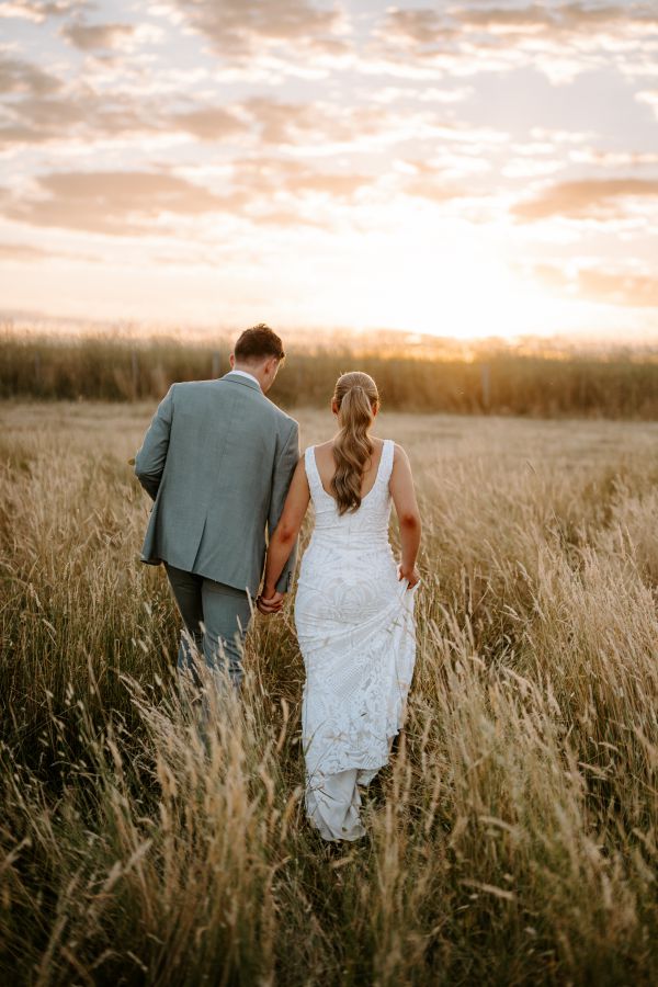 Sally and Luke's wedding day in Chintin, frame 049