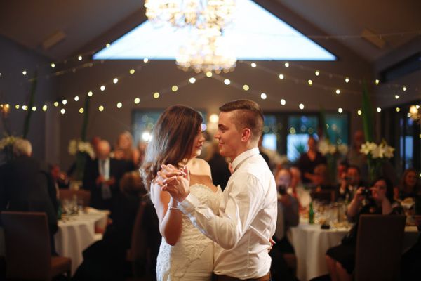 Meadowbank Estate wedding, the couple, frame 077