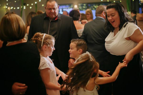 Meadowbank Estate wedding, the couple, frame 083