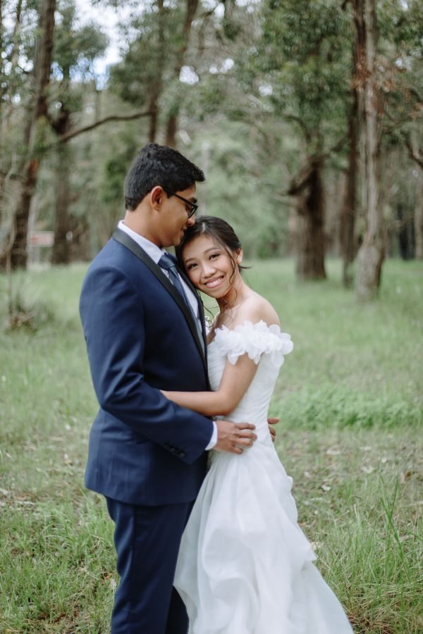 Warratina Lavender Farm pre-wedding, Calyn and Sham, frame 002