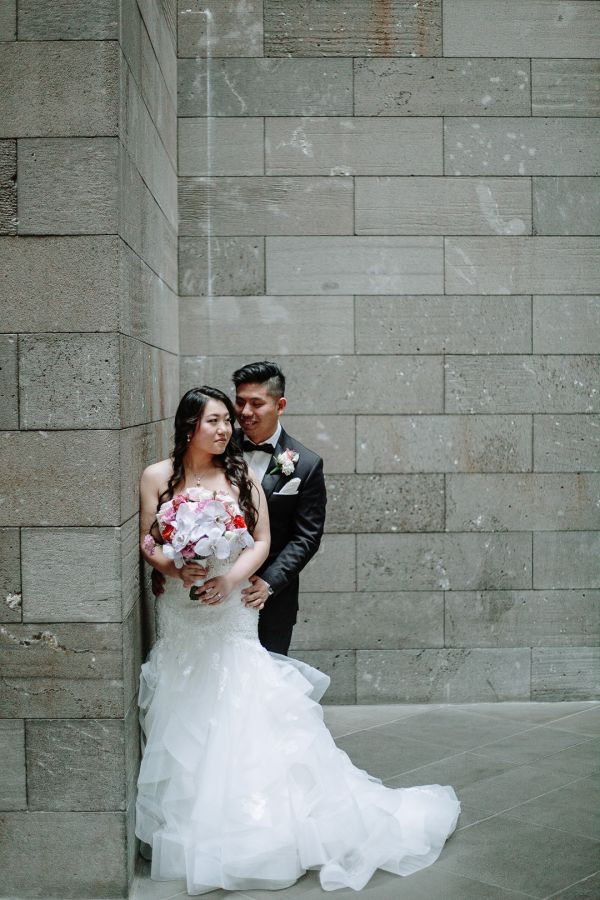 Vivian and Tony's wedding day in Melbourne, frame 049
