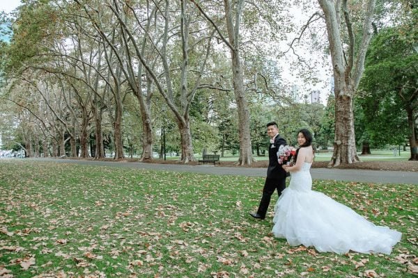 Vivian and Tony's wedding day in Melbourne, frame 067