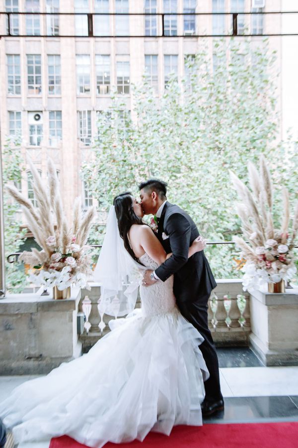 Vivian and Tony's wedding day in Melbourne, frame 133