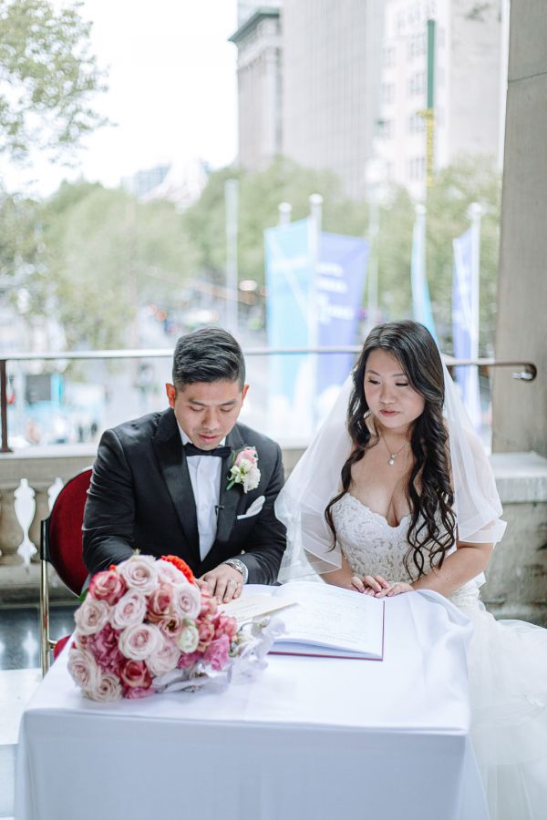 Vivian and Tony's wedding day in Melbourne, frame 136