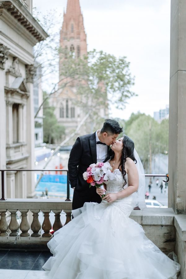 Vivian and Tony's wedding day in Melbourne, frame 178