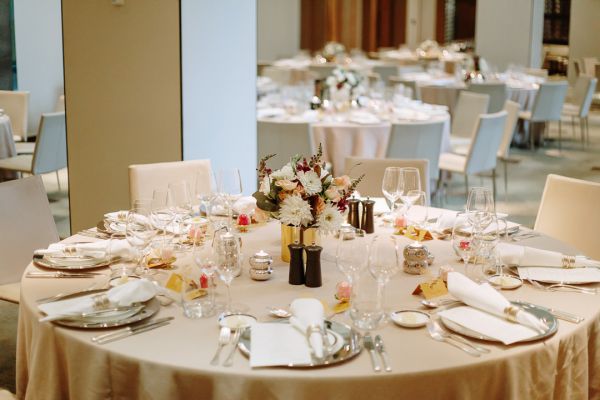 Wedding photograph 195 from Vivian and Tony's day at Grand Hyatt Melbourne