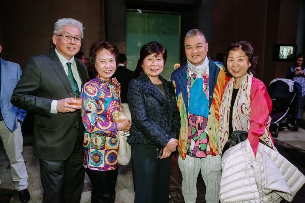 Vivian and Tony's wedding day in Melbourne, frame 214