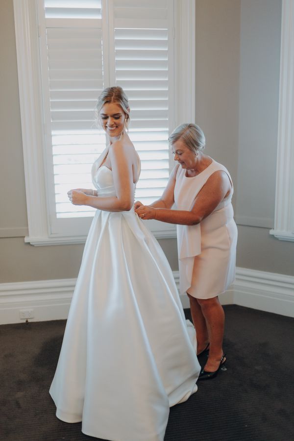 Georgie and Johnny's wedding day in Golden Point, frame 016