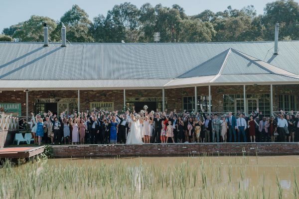 Mercure Ballarat wedding, Georgie and Johnny, frame 041