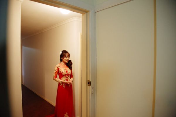 The couple's wedding day in Murrumbeena, frame 040