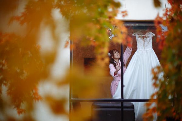 The couple's wedding day in Murrumbeena, frame 148