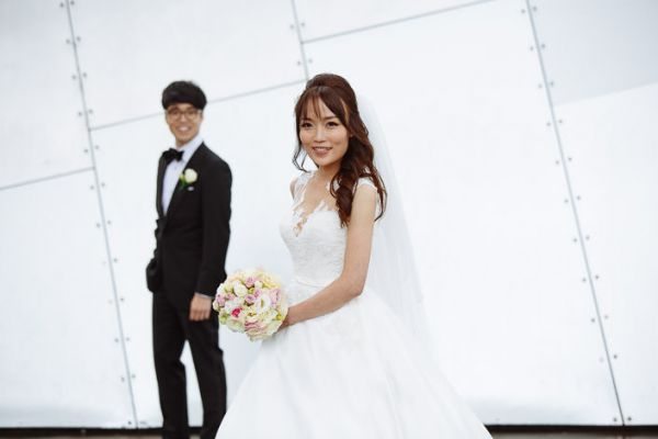 The couple's wedding day in Murrumbeena, frame 226