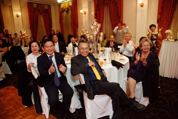 The couple's wedding day in Murrumbeena, frame 313