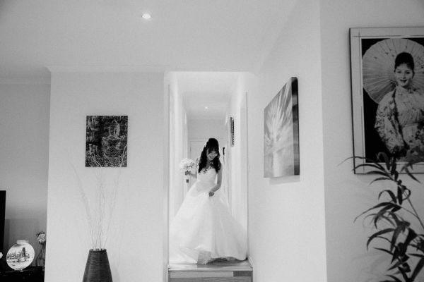 The couple's wedding day in Carlton, frame 031