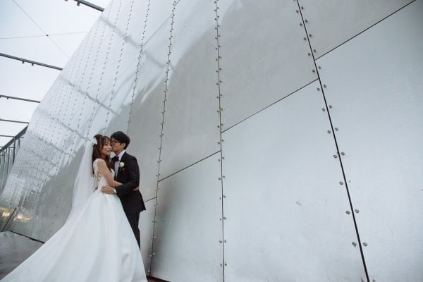 The couple's wedding day in Carlton, frame 103