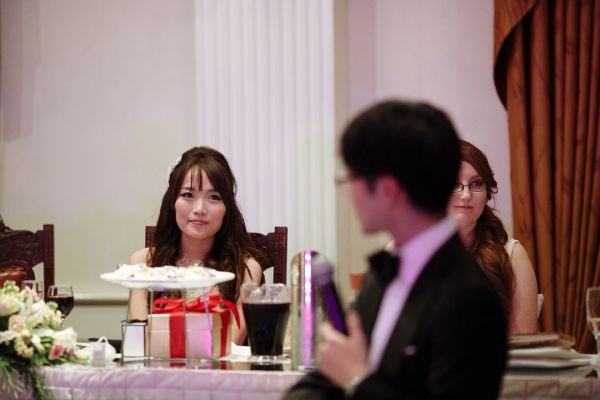 The couple's wedding day in Carlton, frame 133