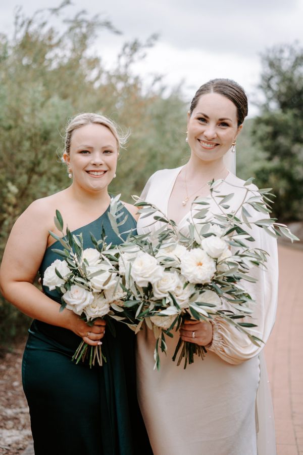 Imogen and Jordan's wedding day in Manly, frame 058