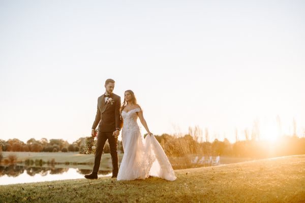 Erica and Matthew's wedding day in Braidwood, frame 124