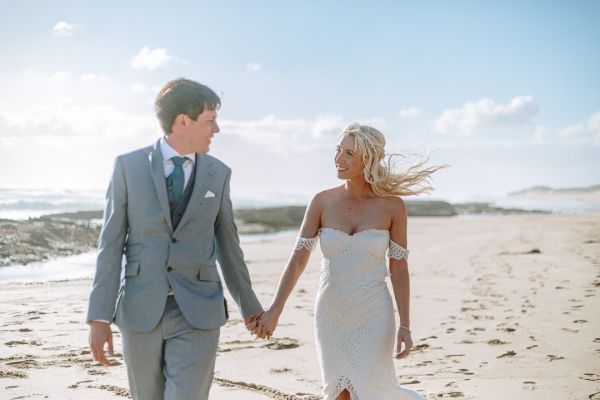 St Andrews Beach Recreation Hall wedding, Simone and Sam, frame 236