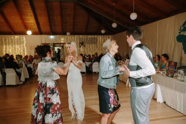Simone and Sam's wedding day in St Andrews Beach, frame 409