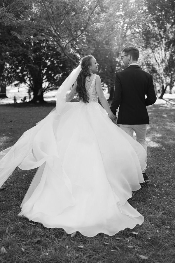 Monique and Daniel's wedding day in Crafers, frame 100