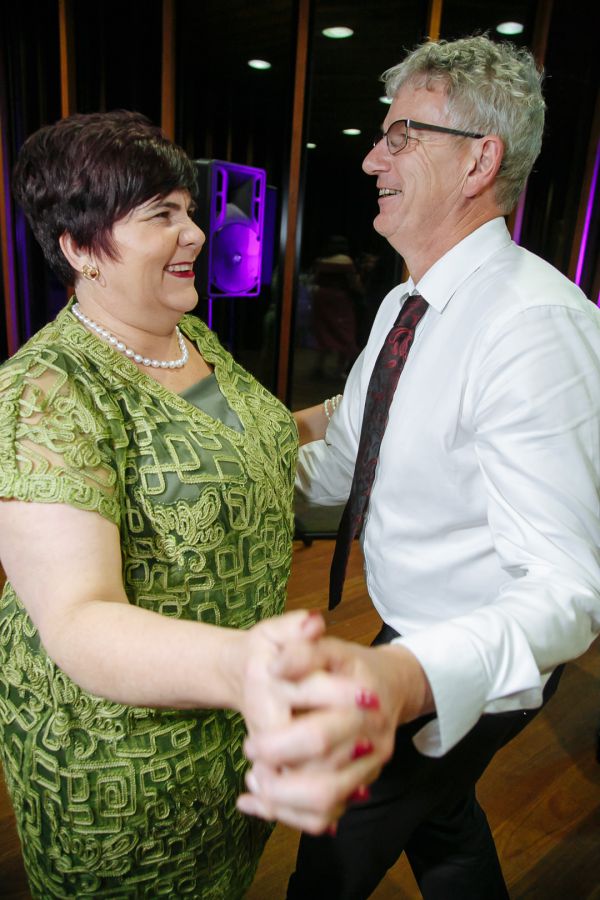 Aroya and Jack's wedding day in Narbethong, frame 418