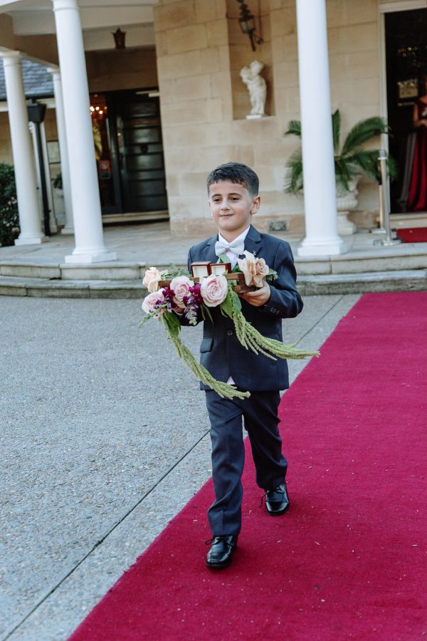 Oatlands House wedding, Rebecca and Axel, frame 092