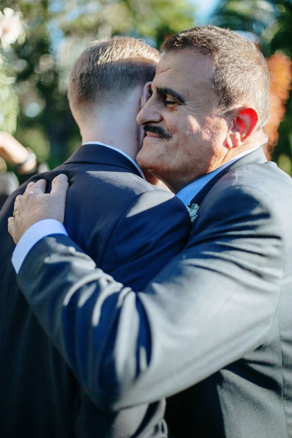 Rebecca and Axel's wedding day in Oatlands, frame 100