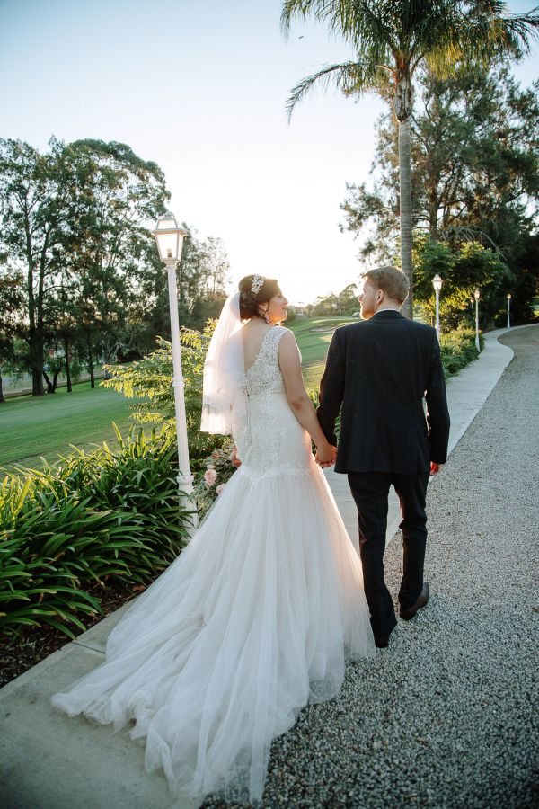 Rebecca and Axel's wedding day in Oatlands, frame 157