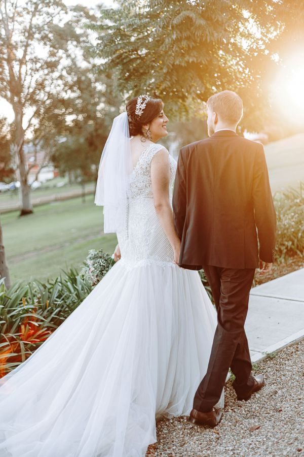Rebecca and Axel's wedding day in Oatlands, frame 163