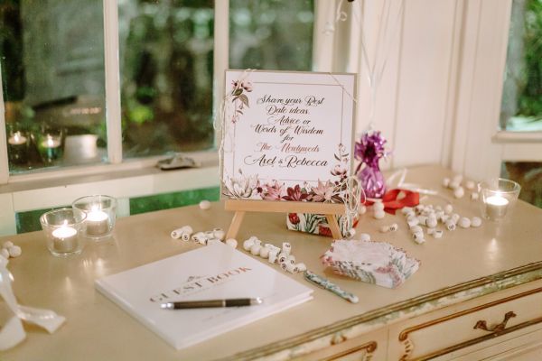 Rebecca and Axel's wedding day in Oatlands, frame 190