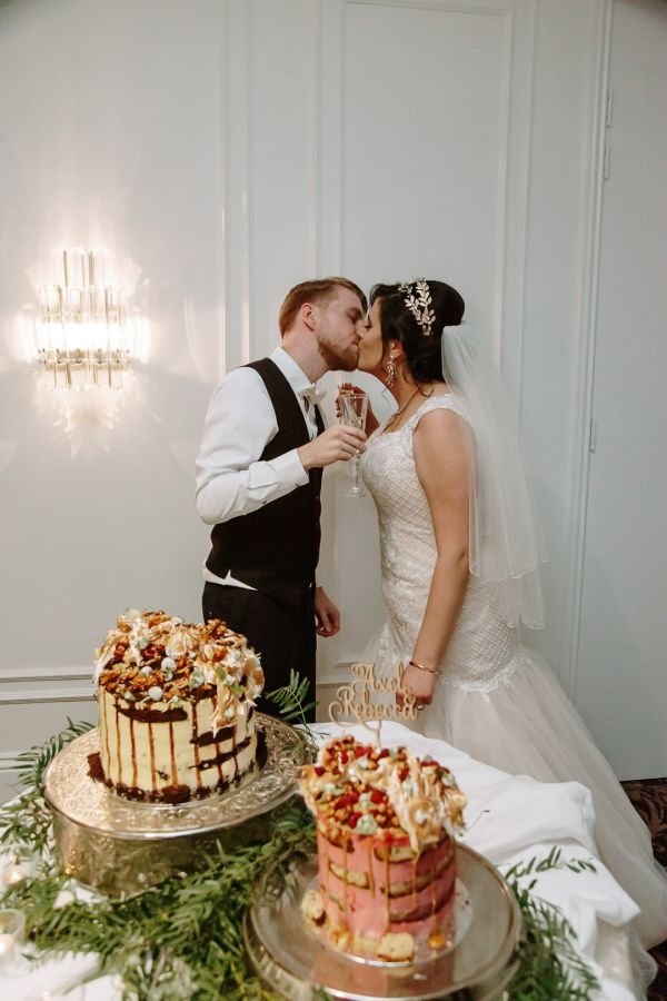 Rebecca and Axel's wedding day in Oatlands, frame 304