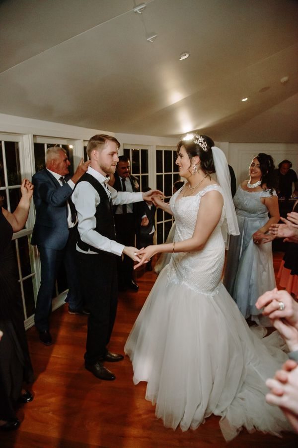 Rebecca and Axel's wedding day in Oatlands, frame 316
