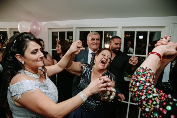 Rebecca and Axel's wedding day in Oatlands, frame 328