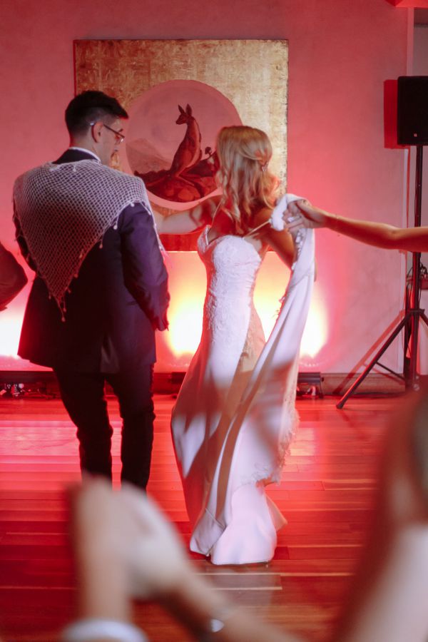 The couple's wedding day in Barton, frame 106