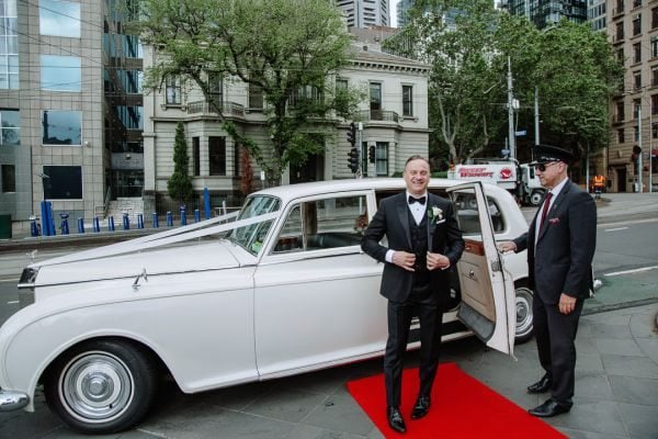 Greg and Pat's wedding day in Melbourne, frame 004