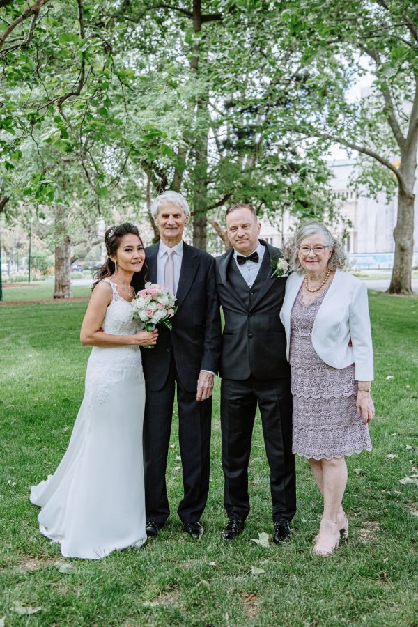 Greg and Pat's wedding day in Melbourne, frame 106