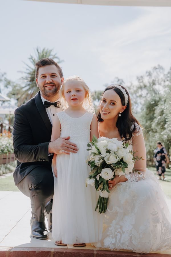 Amy and Brandon's wedding day in Kialla West, frame 088