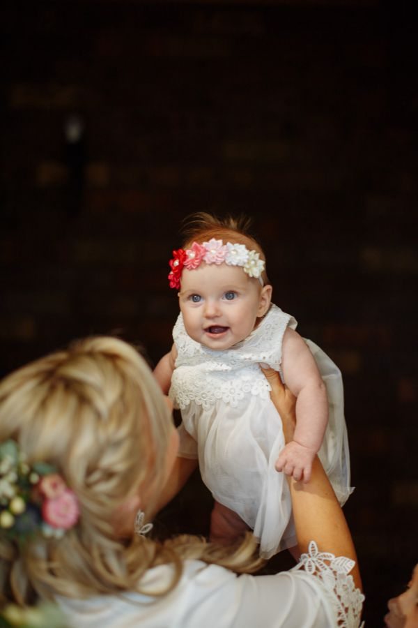 Wedding photograph 033 from Amy and Nathan's day at Payne's Rise
