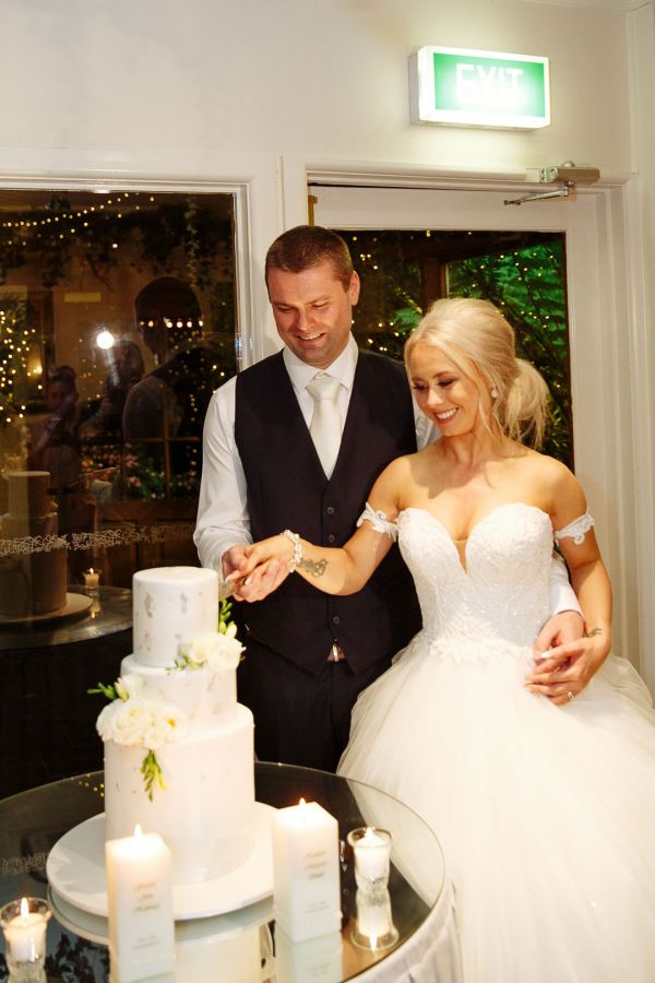 Alison and Nathan's wedding day in Sherbrooke, frame 424
