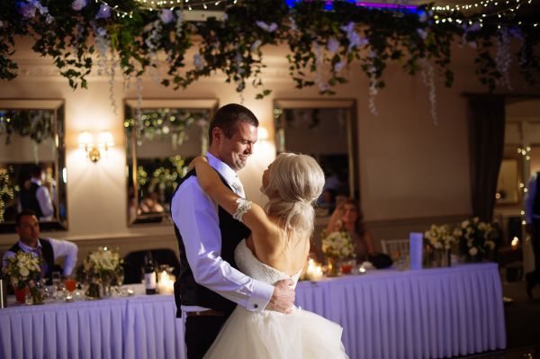 Alison and Nathan's wedding day in Sherbrooke, frame 427