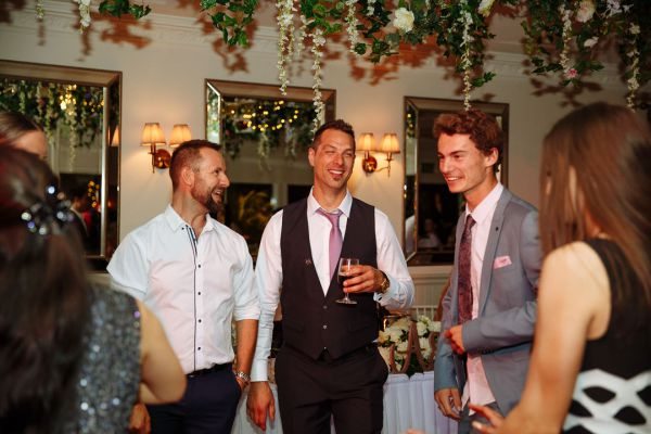 Poet's Lane wedding, Alison and Nathan, frame 509