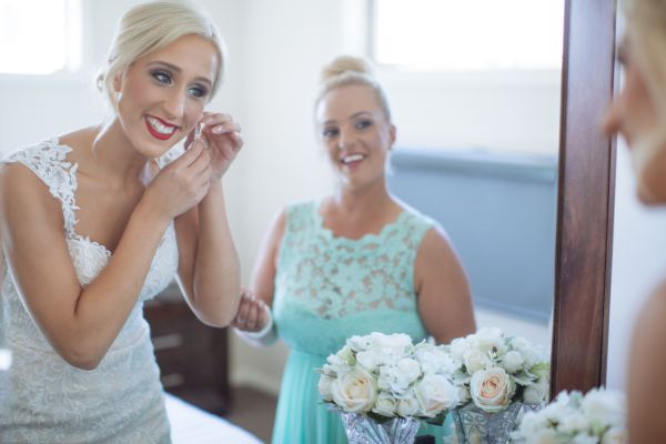 The couple's wedding day in Sherbrooke, frame 016